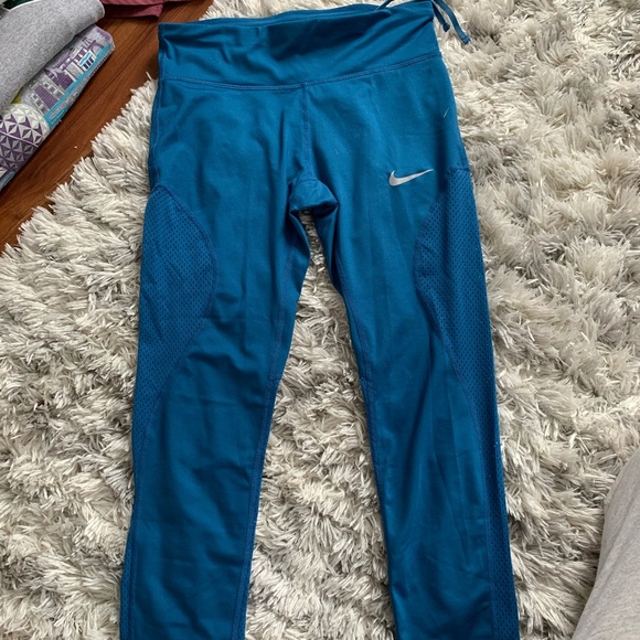 blue cropped nike dri-fit leggings!! - Picture 1 of 5
